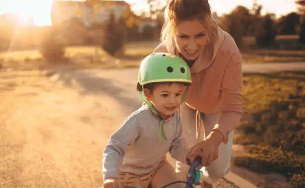 请求|不管家庭条件如何,孩子提出这3个请求时,父母不要轻易拒绝