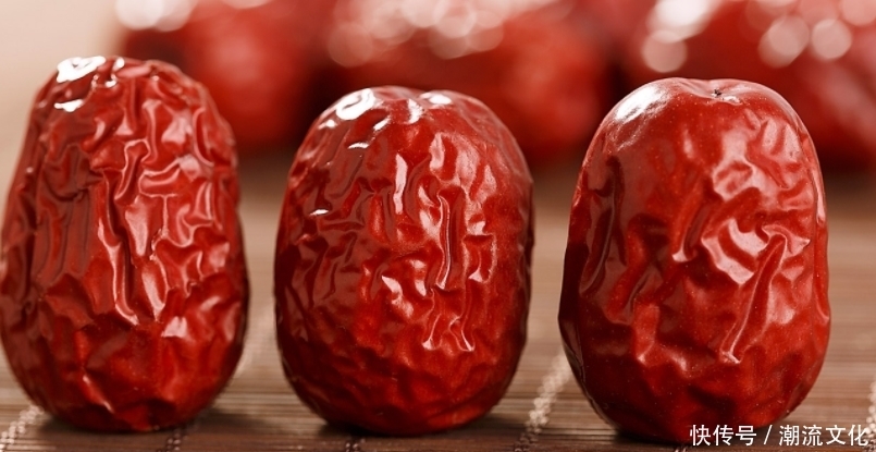 皮肤|红枣和此物搭配,每天一碗,睡眠好了,白发变黑发,皮肤更红润