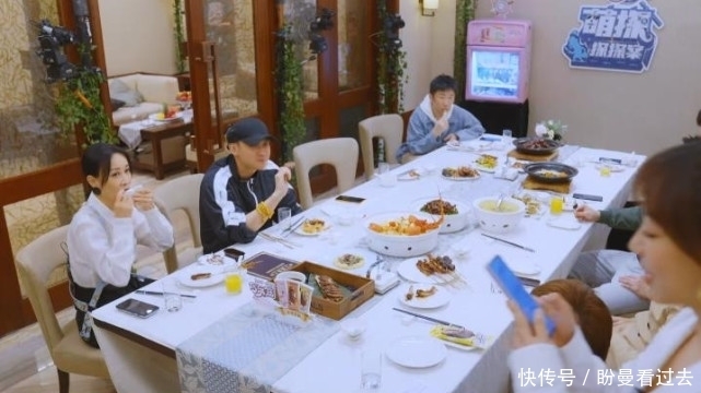 情商 同样是电话号码,杨紫对宋亚轩和孙红雷态度不同,情商低的学着点