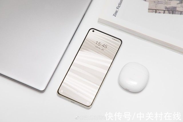 e5|realme GT2 Pro真机曝光 最强2K直屏PK小米