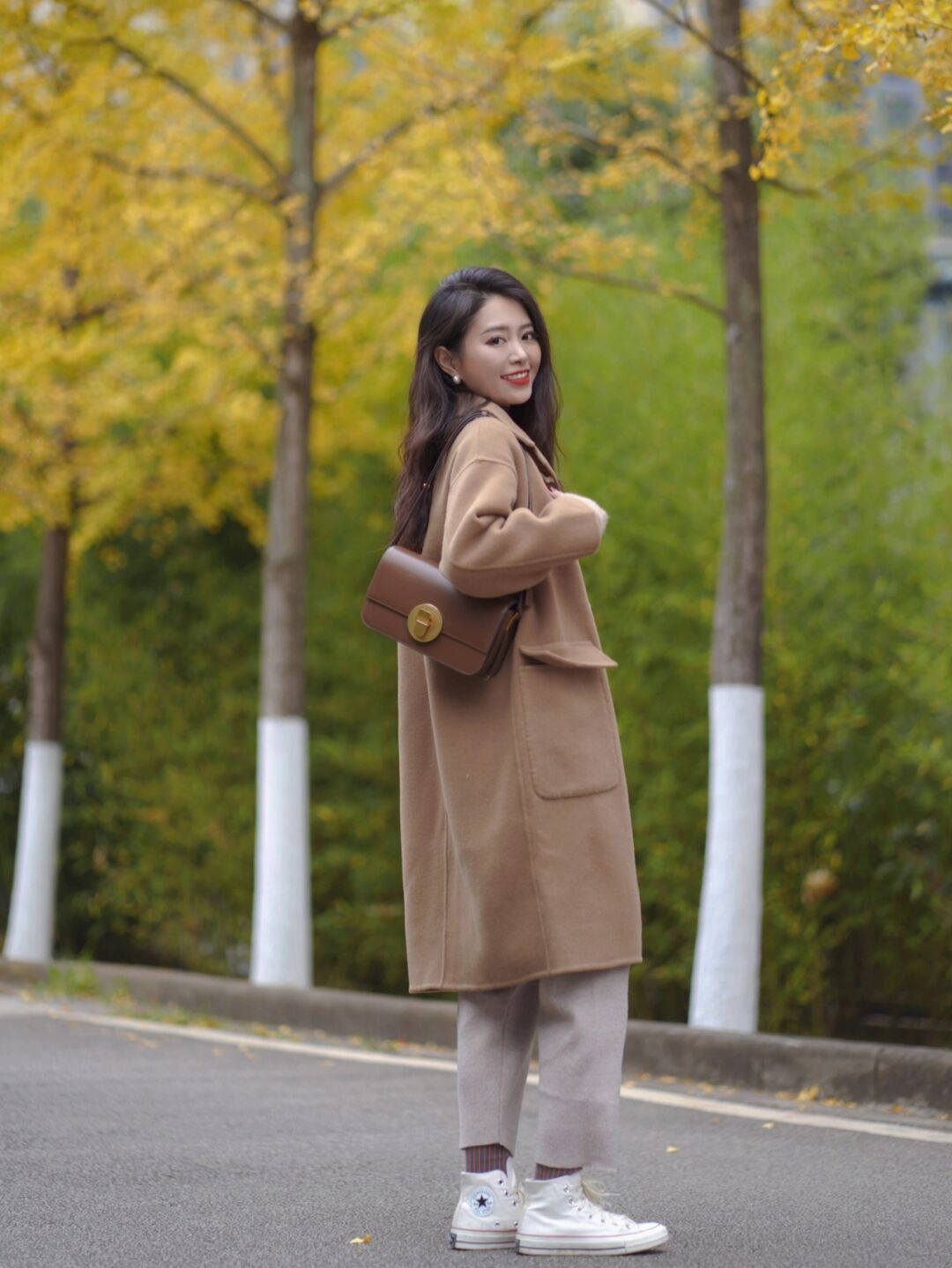 裤子 大衣烂大街了?试试搭配这几种裤子显高显瘦,让你高级又洋气!