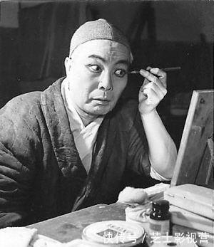 艺术家|老艺术家于鸣奎去世,儿子于荣光含泪跪别,七年病情无人知晓