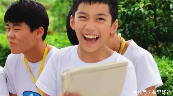 二宝|动不动就哭的孩子,不是太“玻璃心”,而是父母这两方面没做好