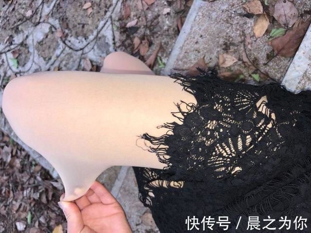 皮裤 时尚穿搭秀,漂亮的尖头细跟高跟鞋配上丝袜,潮流感十足