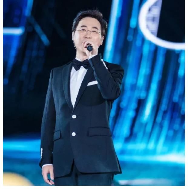 好声音|《好声音》那英退出，内定冠军传言不攻自破！新一任导师大有来头