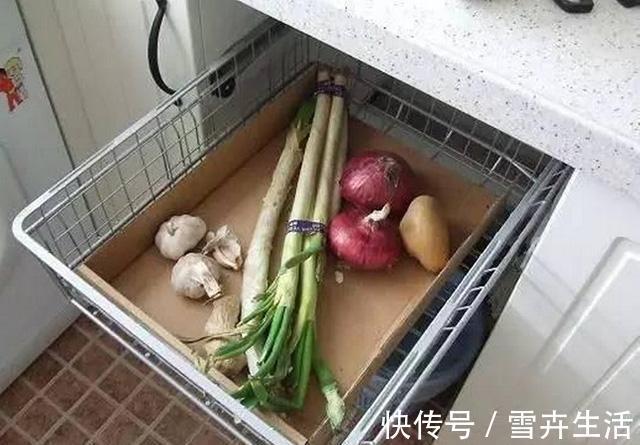 橱柜|晒晒我家3平米厨房，朋友们都说头次见水槽这样装，真是太有才了