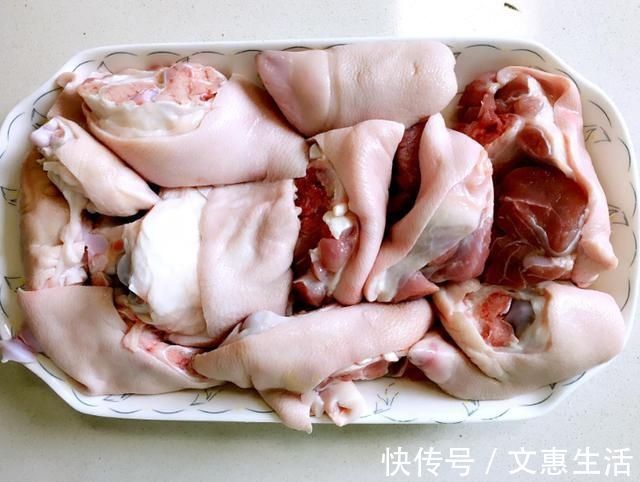 老妈炖的“猪蹄”,不用高压锅,只需一招,软烂入味不油腻