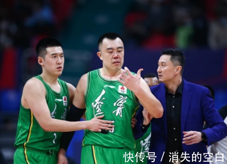 辽宁男篮|辽宁男篮正式开练 韩德君伤愈归队备战CBA总冠军