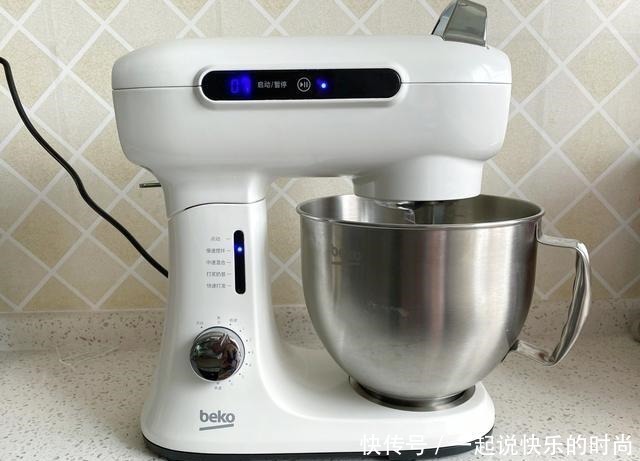 早餐女儿最爱的一款吐司,1周可以吃3次,柔软拉丝放三天也不硬