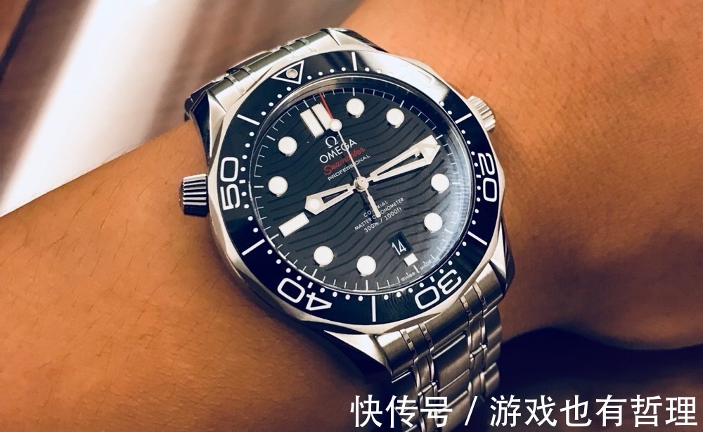 腕表 五万以下的手表有哪些可选择的,这几个热门款潮流范十足!