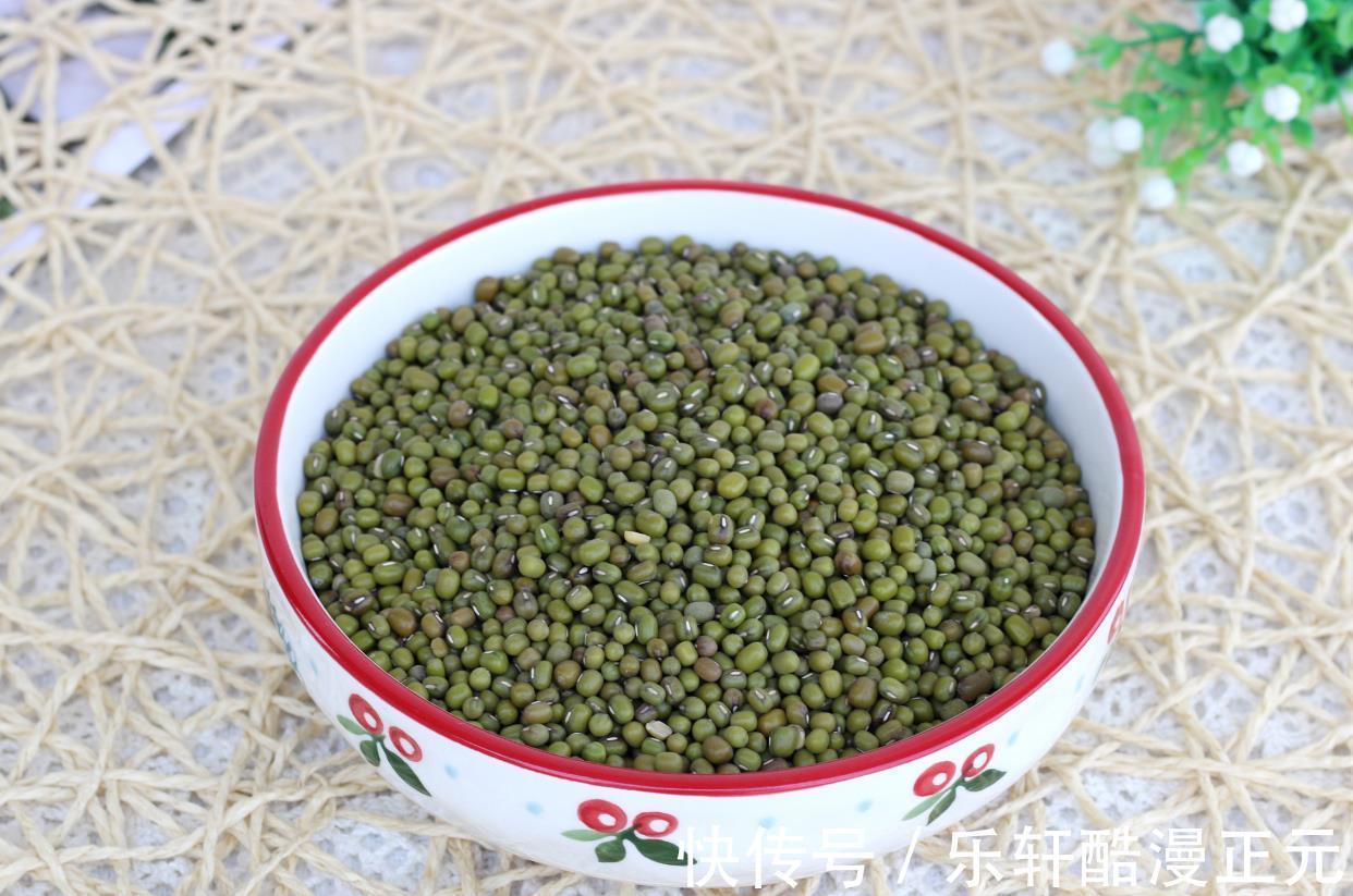绿豆粥|煮绿豆粥时，放红糖，冰糖还是白砂糖，区别很大，别再放错了