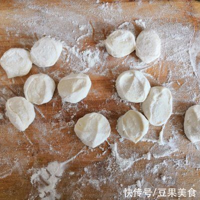 蒸饺～中午刚做完，晚上又想吃了