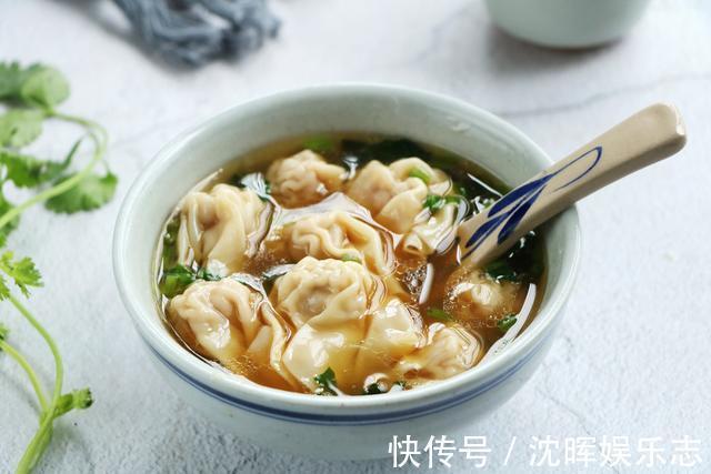 快手秘制小馄饨,3分钟搞定早餐,热气腾腾元气满满一整天