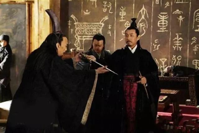 鸟尽弓藏,兔死狗烹:谁藏了,谁又被烹了?