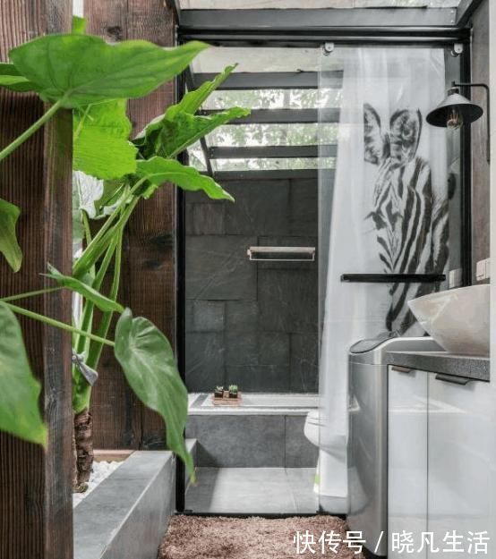 豪宅|5万爆改70㎡的老房子,完工变小庭院豪宅,客厅还做了个“床上床”