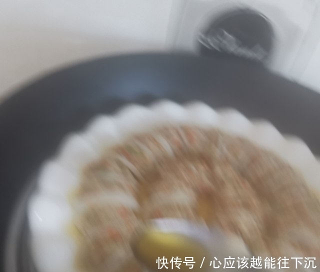 蒸蒸日上酿萝卜夹,清爽鲜香,好吃有颜值