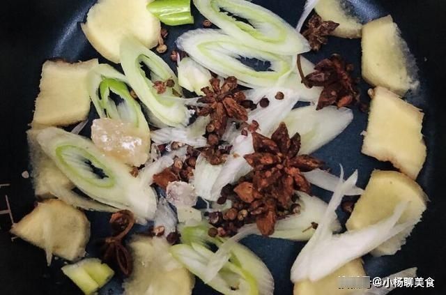 为什么饭店调的“肉馅”又香又好吃，多加2步，无论包什么都好吃！