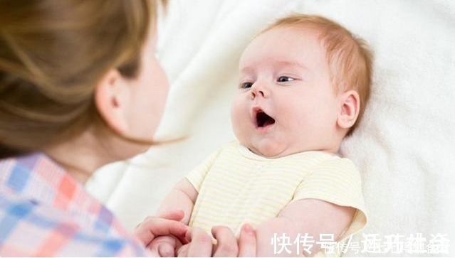 宝宝|宝宝吃奶总爱扭来扭去?孩子虽不会说话,但家长要读得懂“暗号”