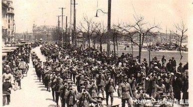 灭亡|溥仪被袁世凯欺负让退位时,禁卫军哪去了?为什么不来保护?