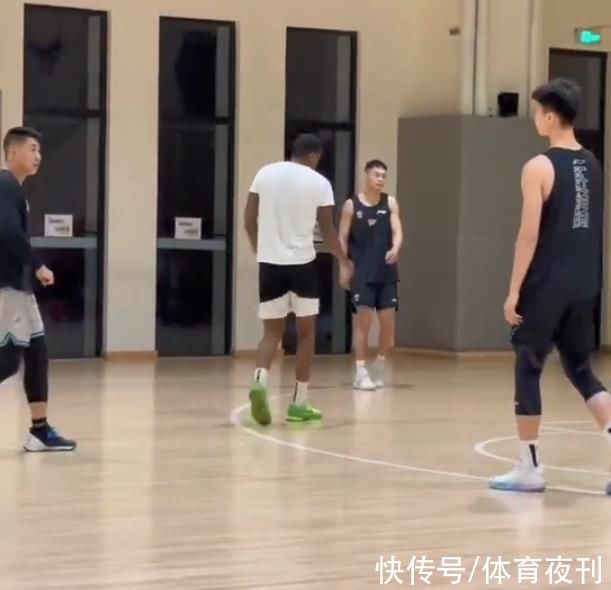 MVP|大侄子鎖定MVP，湯杰成外援陪練，沈梓捷周最佳!