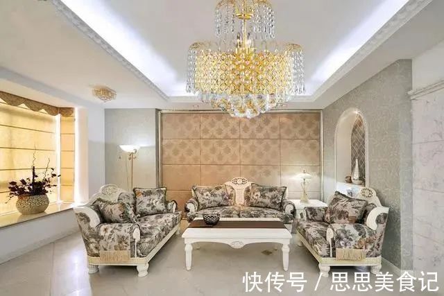 达芬奇|什么时候“沙发+茶几+电视”成了客厅标配?统统不要,住起来更爽