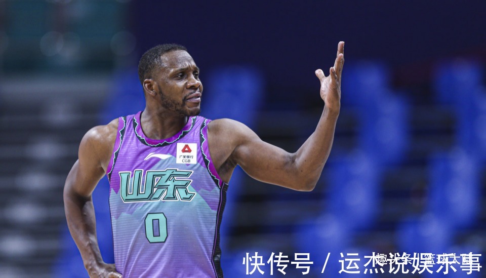 哈德森|37岁的哈德森41分，36岁的哈达迪21+18+15，值得中国篮球深思