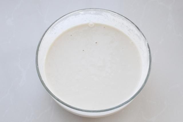 开学后孩子早餐别发愁，两分钟烙一张的营养鸡蛋饼，双手无需沾面