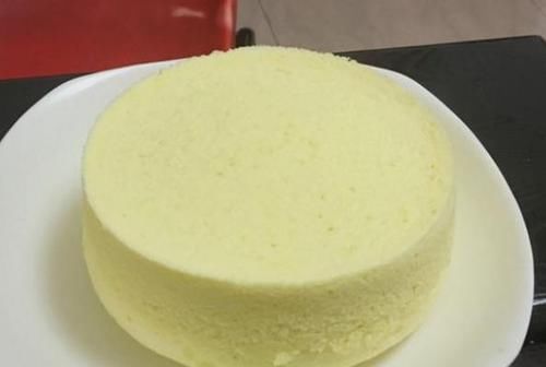 不用烤箱即可做出可口松软小蛋糕，就算你是厨房小白，也轻松搞定