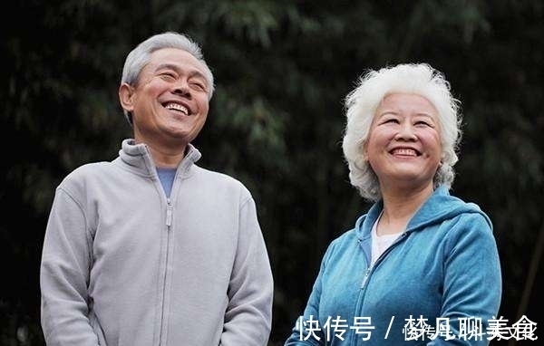 核桃|终于找到比芹菜还强百倍的降压食物,做法还简单