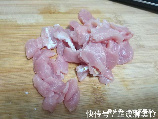 鲜味美|滑肉汤这样做，汤鲜味美，肉质Q弹爽滑不掉粉，老少皆宜非常好喝