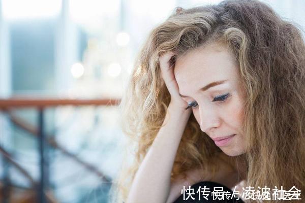 症状表现|早期的抑郁症患者,出现食欲异常,反应迟钝,失眠,最好别忽视