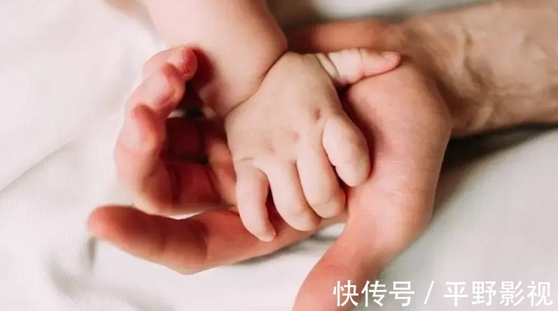 怀孕|女学生不知已怀孕 ,上厕所时看到胎儿头露出