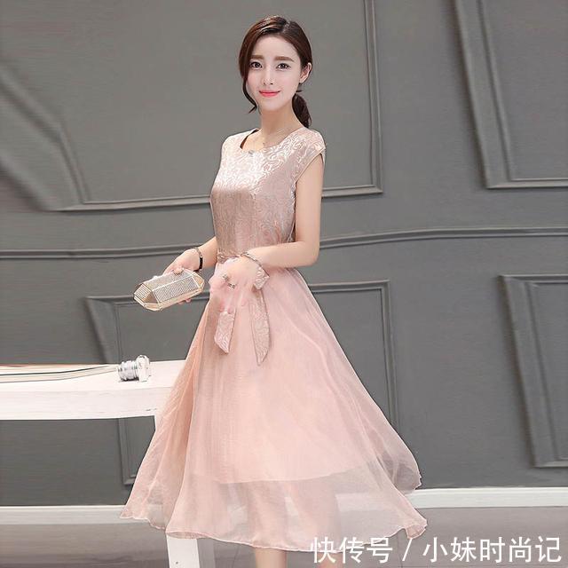 连衣裙|遮盖小肚腩甩掉水桶腰的连衣裙,每款都很有气质,让你变得更完美