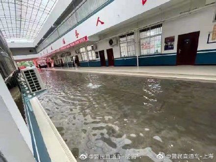 暴雨|民警出差遇到郑州暴雨，办案同时参与救助