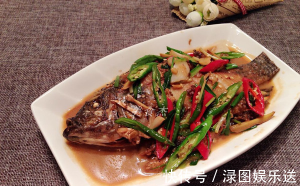 罗非鱼|广东人叫它“垃圾鱼”,再便宜也不吃,其实味道鲜美营养好