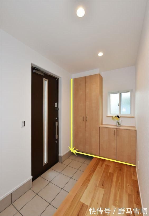 设计|日本的玄关设计太值得学习了,下沉5公分,柜子一半悬空一半落地