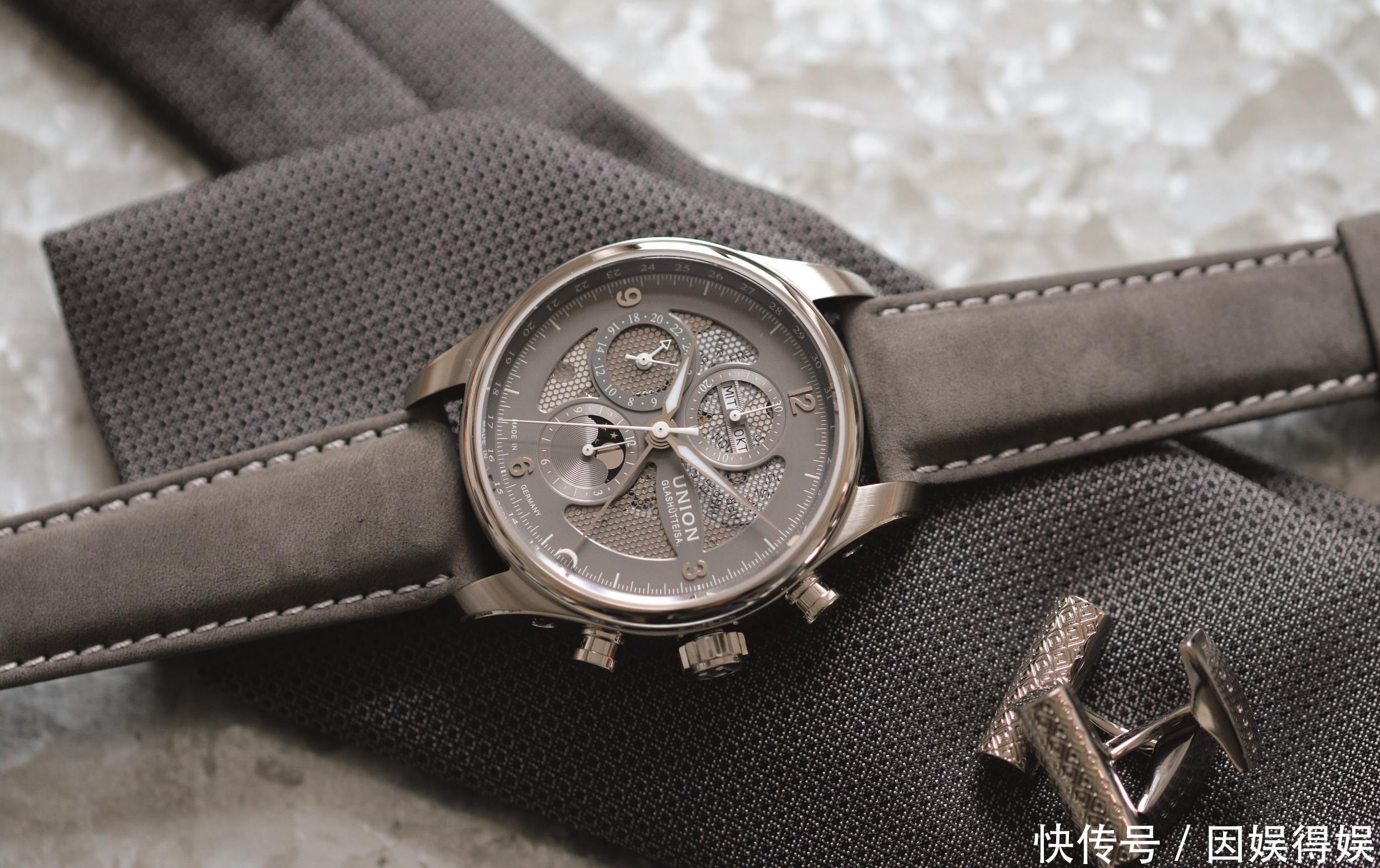 宇联表2021新款贝利士系列镂空月相腕表