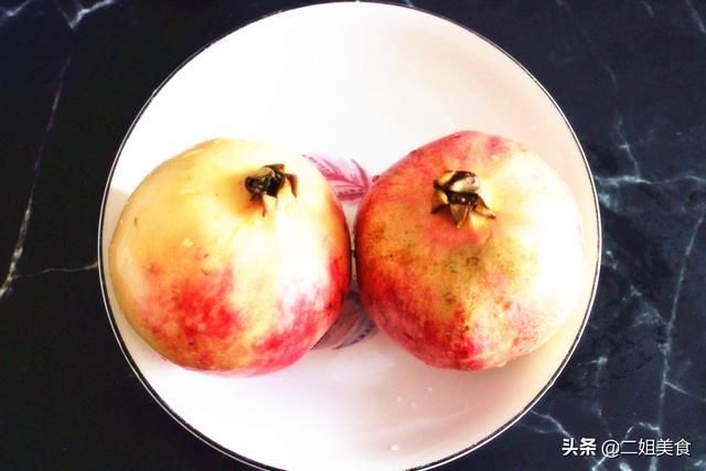 果肉|秋季多吃石榴，但石榴籽到底能不能吃？大厨告诉您，以后别弄错了