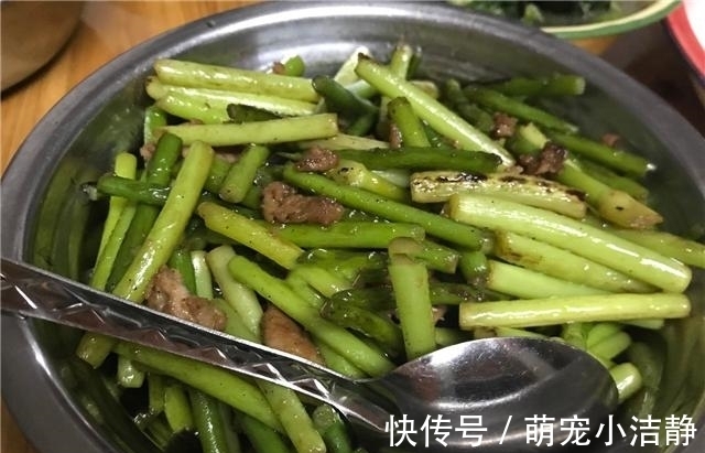 荤素|周末同事来家里做客，八旬外婆下厨做一桌菜，荤素搭配倍有面子！