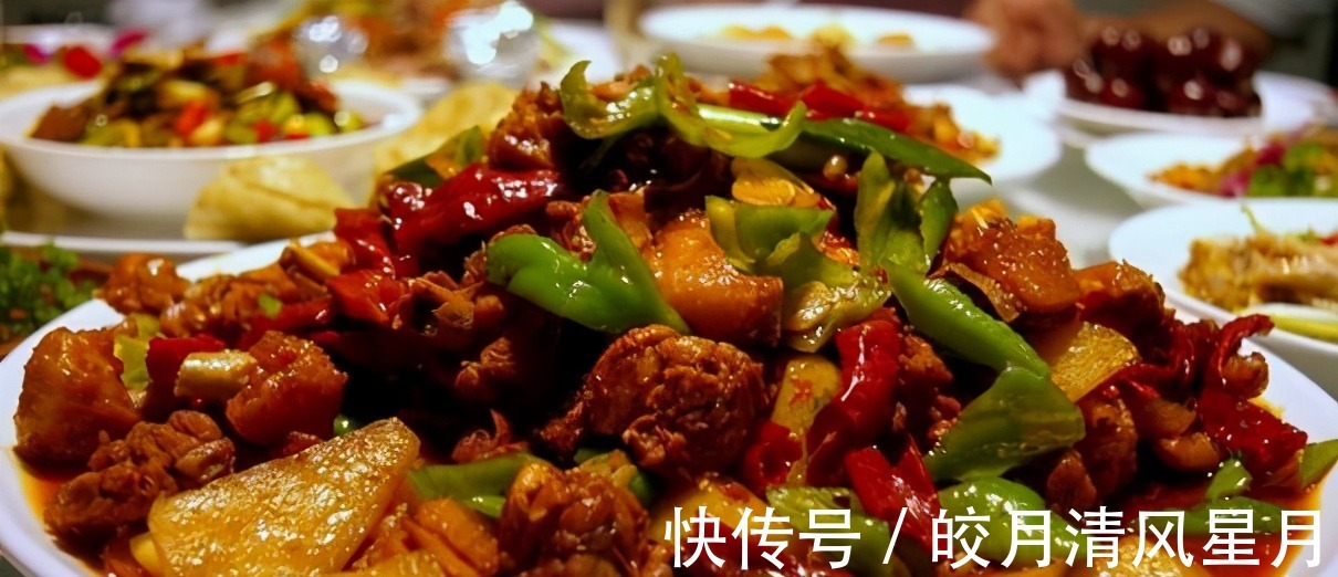 翻炒均匀|30余款菜肴推荐，有荤有素简单美味，一起为家人做营养大餐吧！