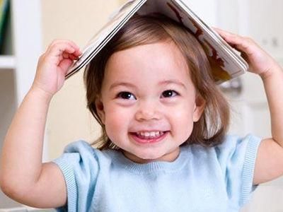 宝宝|宝宝走路总摔倒 可能不仅仅是缺钙 宝妈还要注意这些方面