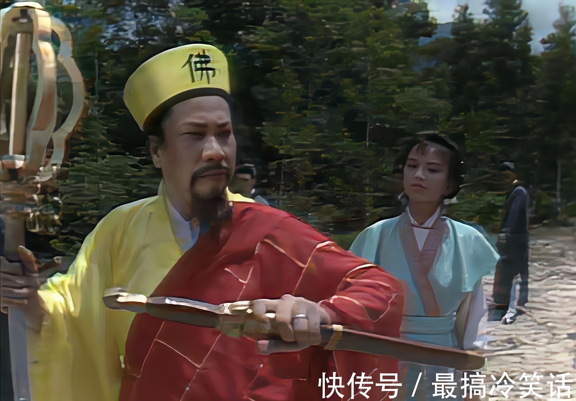 任我行#为何令狐冲学会“独孤九剑”后几乎无敌?笑傲时代高手不超过三个