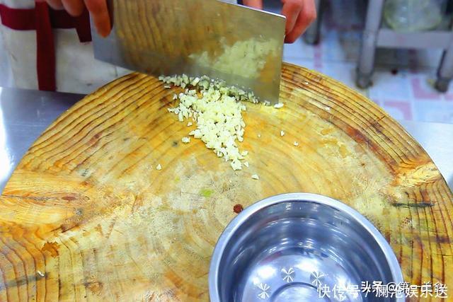 不显|6月的“天然褪黑素”,一斤才3块、美白淡斑,女人常吃不显老