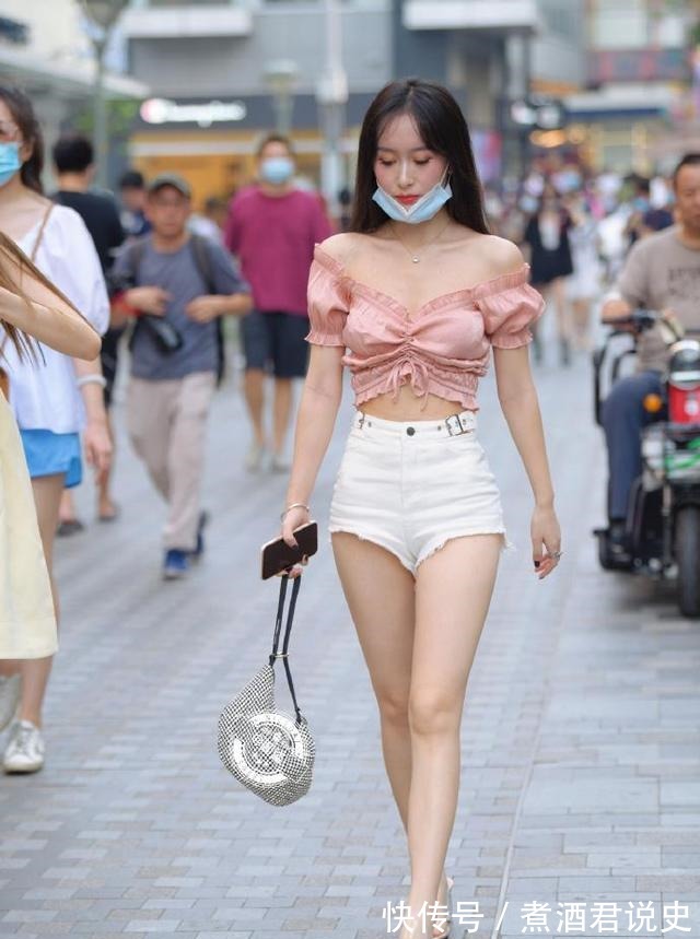 毛衣 气质出众的打底裤搭配技巧,用心去搭配,轻松舒适!