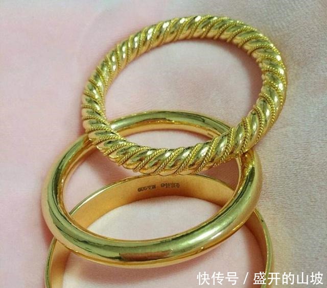 工艺费|黄金手镯买光面的好还是磨砂面的好内行人道出了实情!