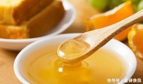 根部|生根剂不用买,家中都有的材料泡一泡,多蔫的花都根状叶绿爆满盆!