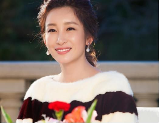 秦海璐儿子患先天性巨婴症,如今5岁长相