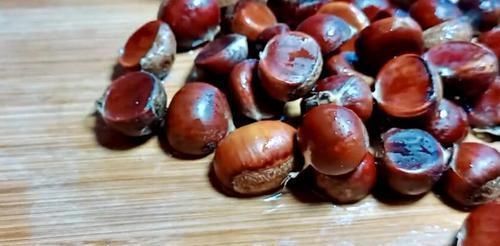 不用|想吃板栗不用买,自己在家做,绵软香甜又起沙,做法超简单