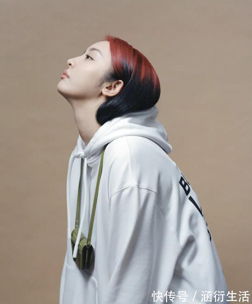 秃头|“爆顶染”赵小棠一夜吸赞十几万!丑哭亿万网友的秃头发型,怎么就火了?