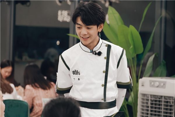 林大厨|《中餐厅5》喜迎大厨顾客 张亮林述巍互相拆台引爆笑